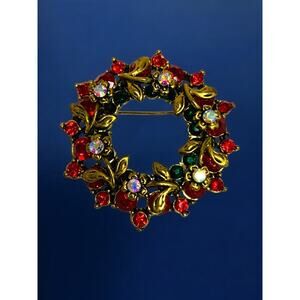 Brooch Pin Goldtone Wreath Red Crystals 1.75 Inch Diameter